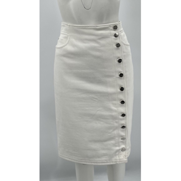 Akris Pencil Denim Skirt w/ Asymmetrical Button Detail in Ecru sz 8